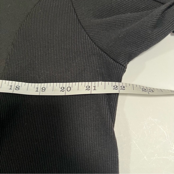 Universal Standard Corbelle Zip Hem Sweatshirt Sz 14 /16 - Picture 6 of 9